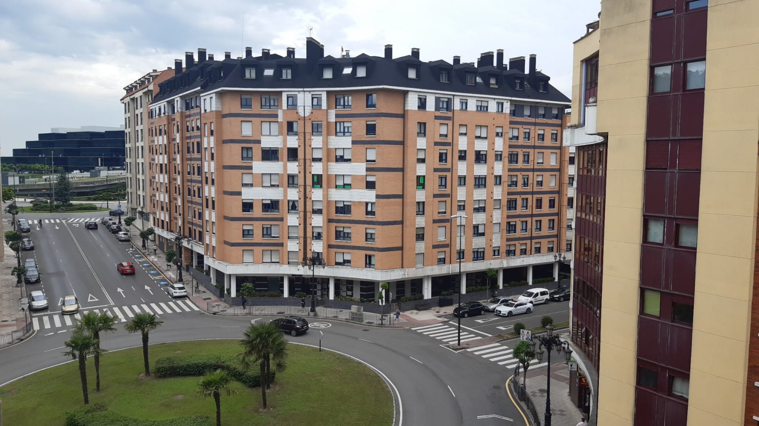 Pis de 81 m² a Oviedo