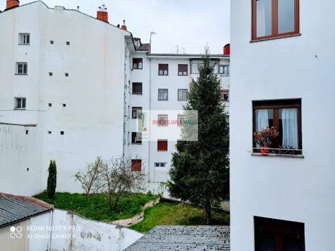 Pis de 85 m² a Oviedo