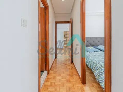 Pis de 95 m² a Oviedo