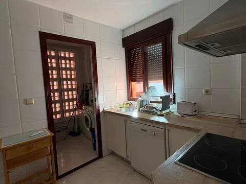 Piso de 80 m² en Motril