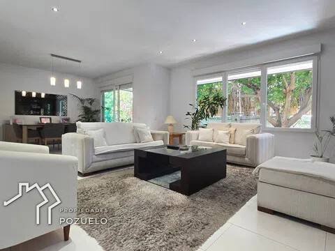 Maison 370 m² à Pozuelo de Alarcón