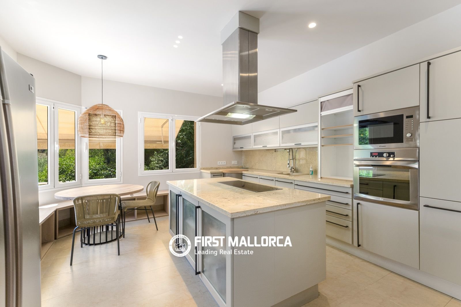 Будинок 343 м² у Calvià