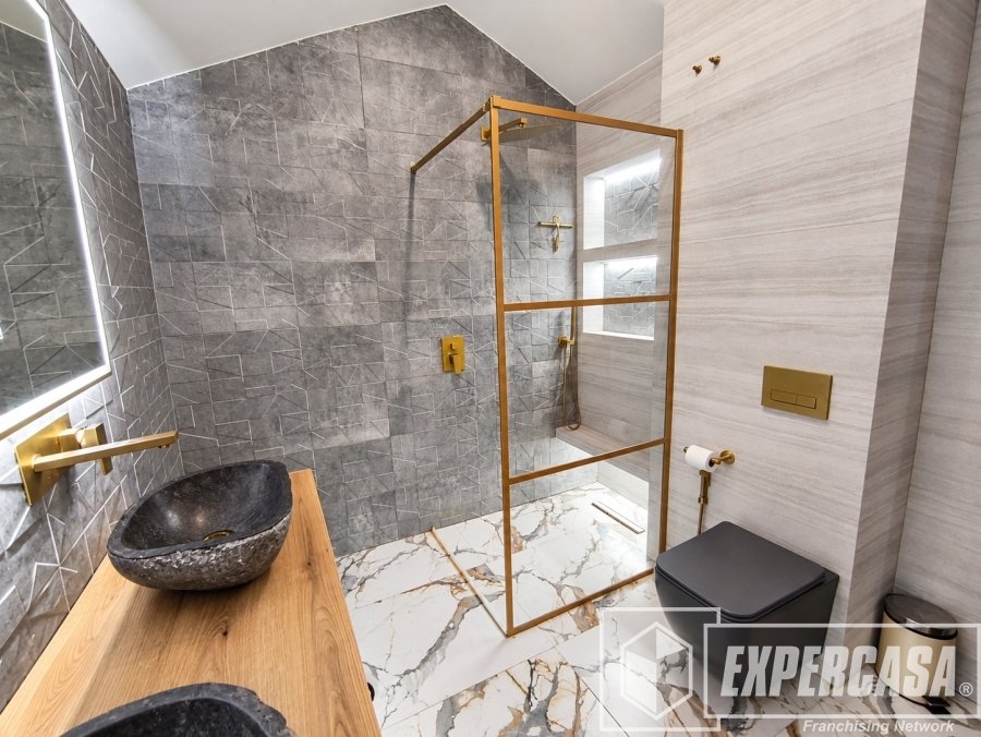Piso de 128 m² en Manises