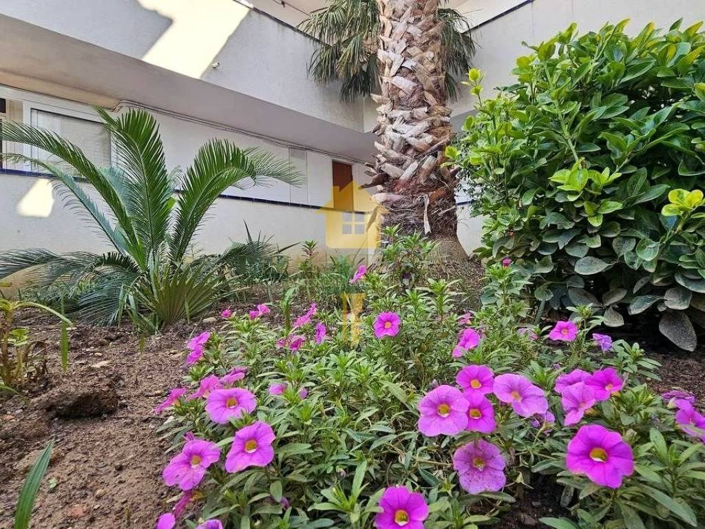 Piso de 60 m² en Roses