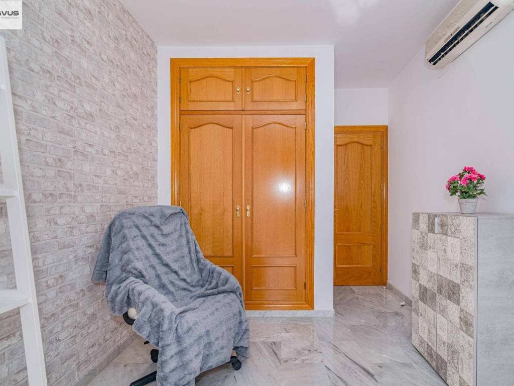 Piso de 155 m² en Granada