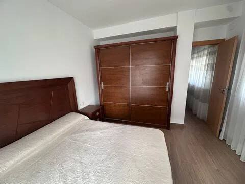 Piso de 90 m² en Granada