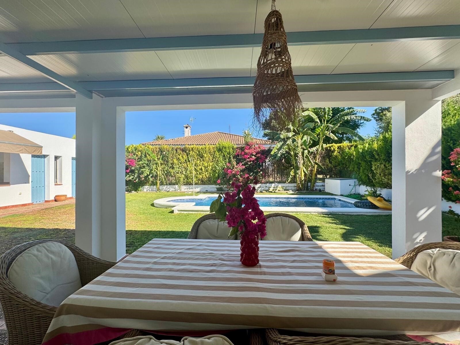 Casa de 650 m² en Carmona
