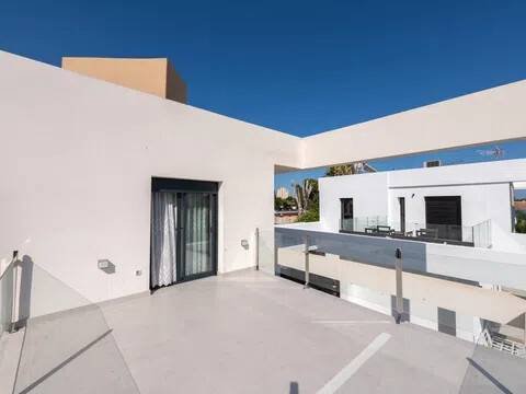 Casa de 260 m² en San Juan de Alicante