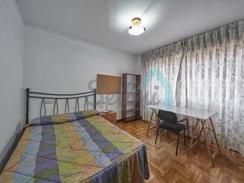 Pis de 123 m² a Oviedo