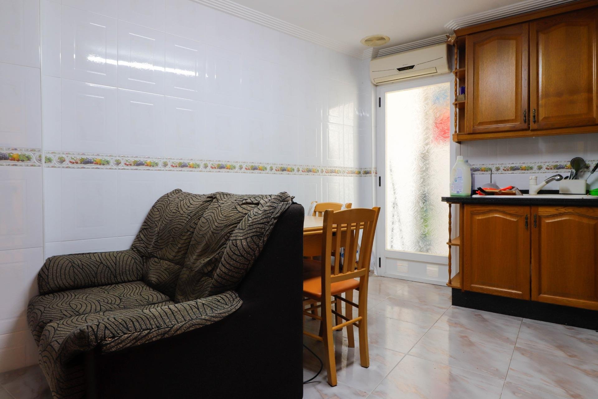 Room 111 m², Elx / Elche