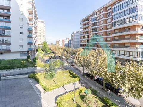 Pis de 129 m² a Castrillón
