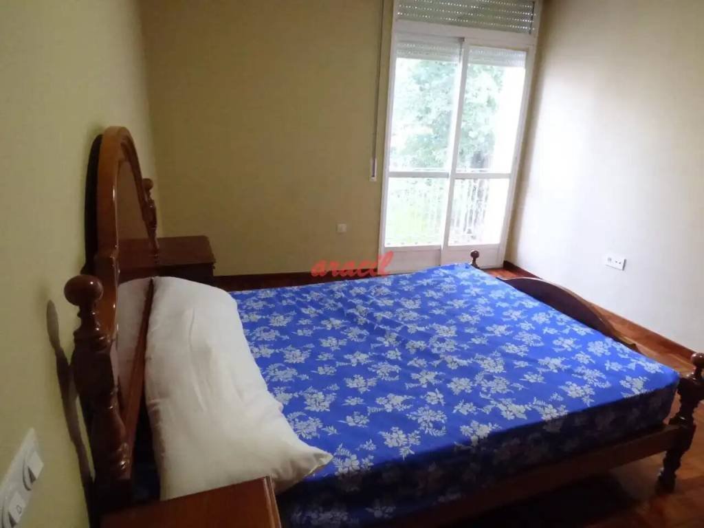 Piso de 93 m² en Ourense