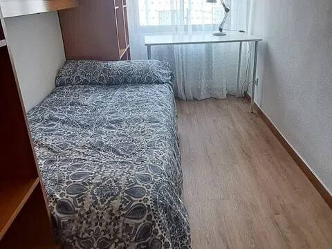 Habitación 120 m², Ávila