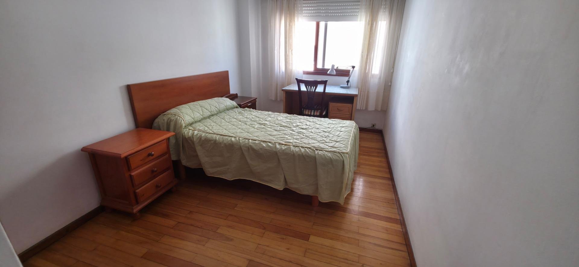 Piso de 108 m² en Santiago de Compostela
