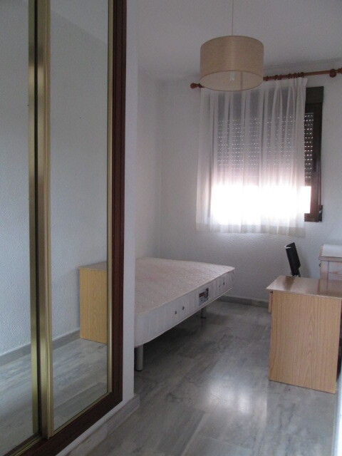 Piso de 70 m² en Granada