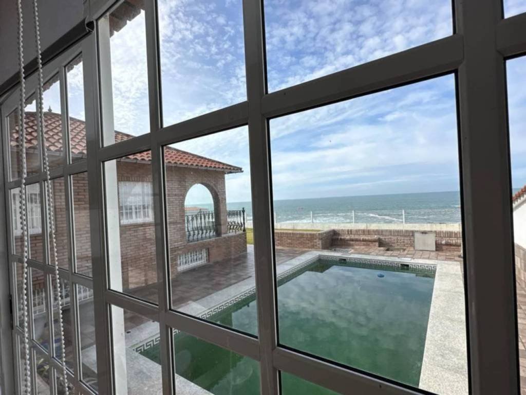 Maison 130 m² à Oia