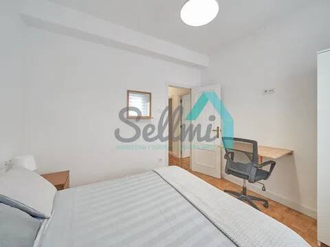 Piso de 106 m² en Oviedo