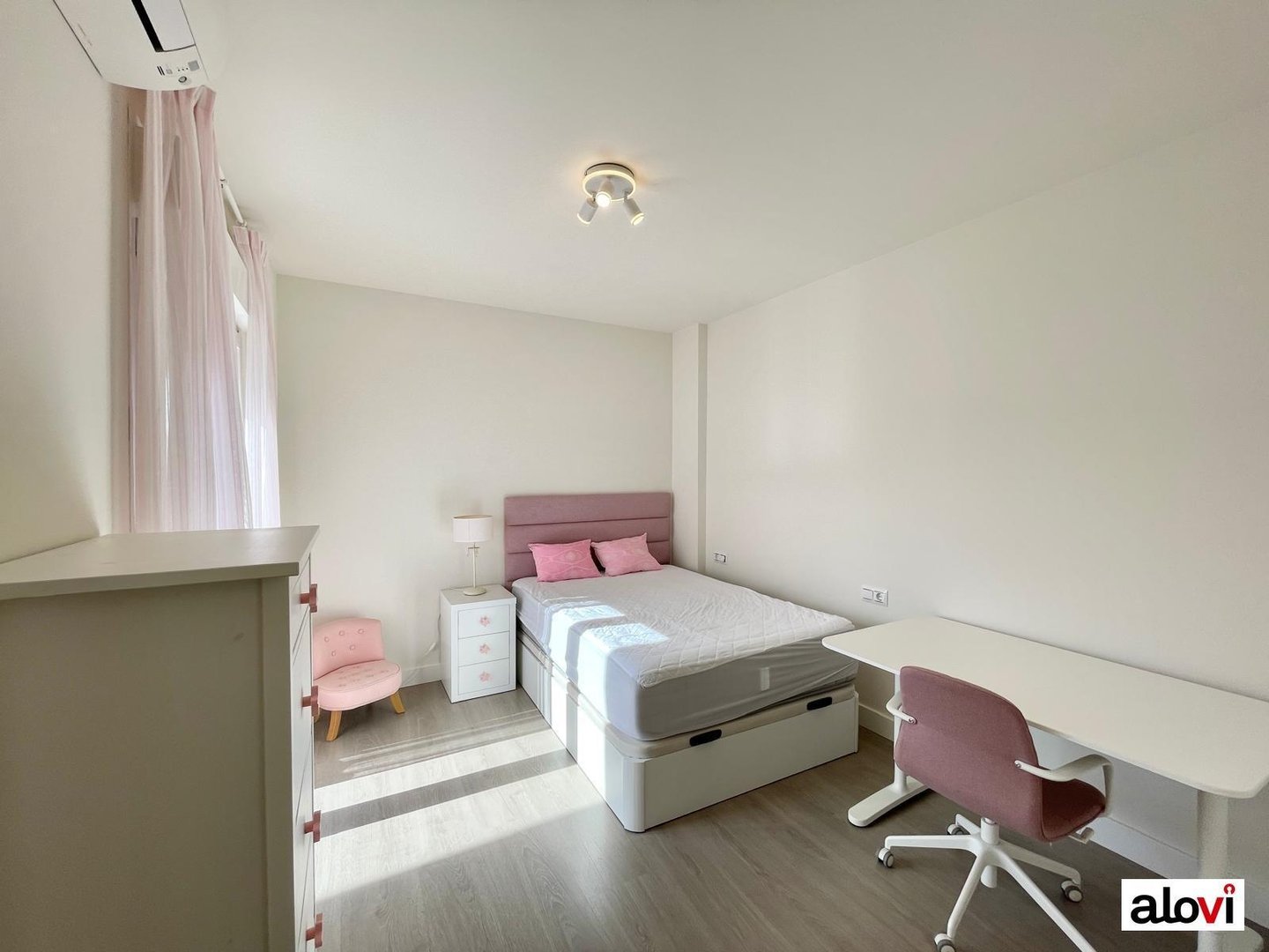 Casa de 240 m² en Ogíjares