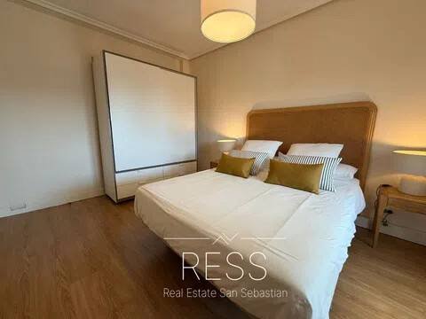Piso de 90 m² en San Sebastián