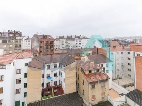 Pis de 68 m² a Oviedo