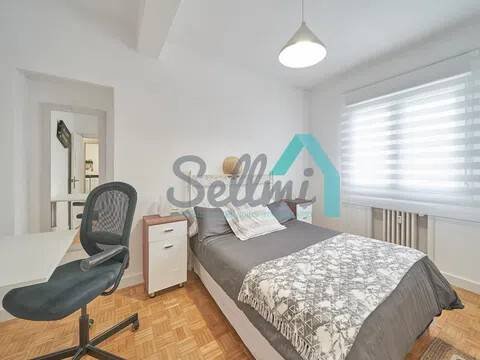 Piso de 106 m² en Oviedo