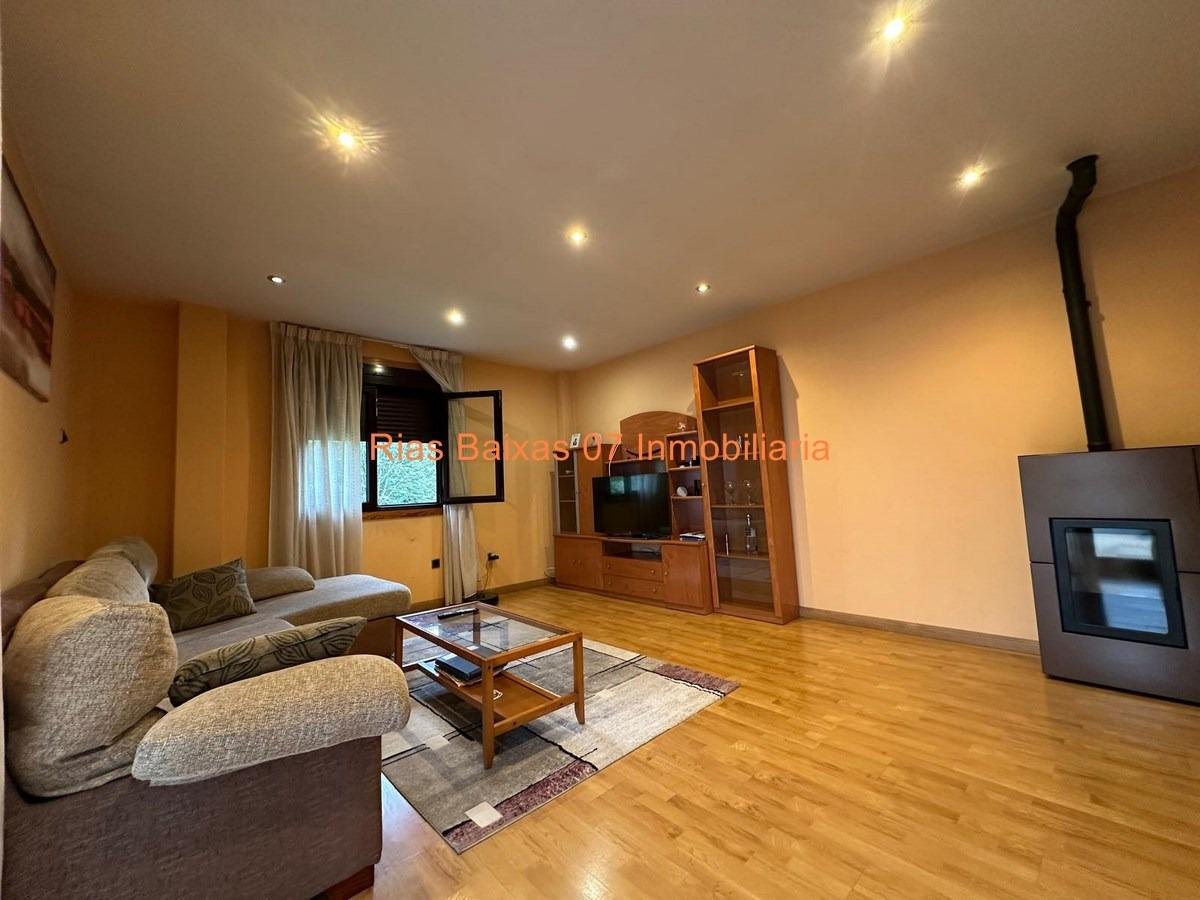 Haus 160 m² in Mos