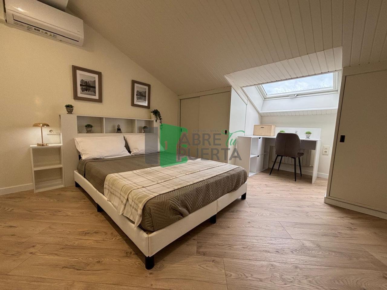 Habitación 150 m², Ourense