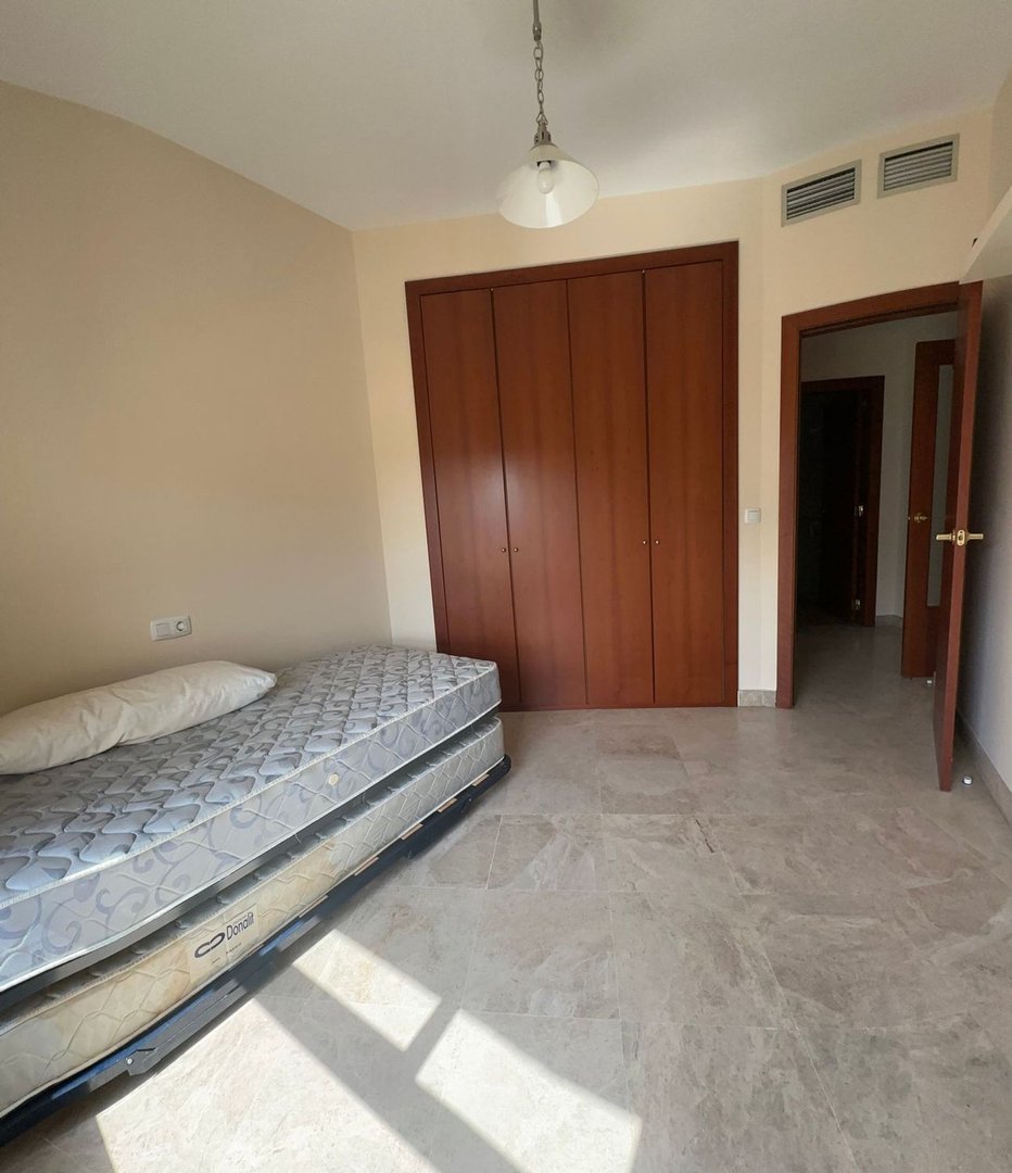 Piso de 90 m² en Sevilla