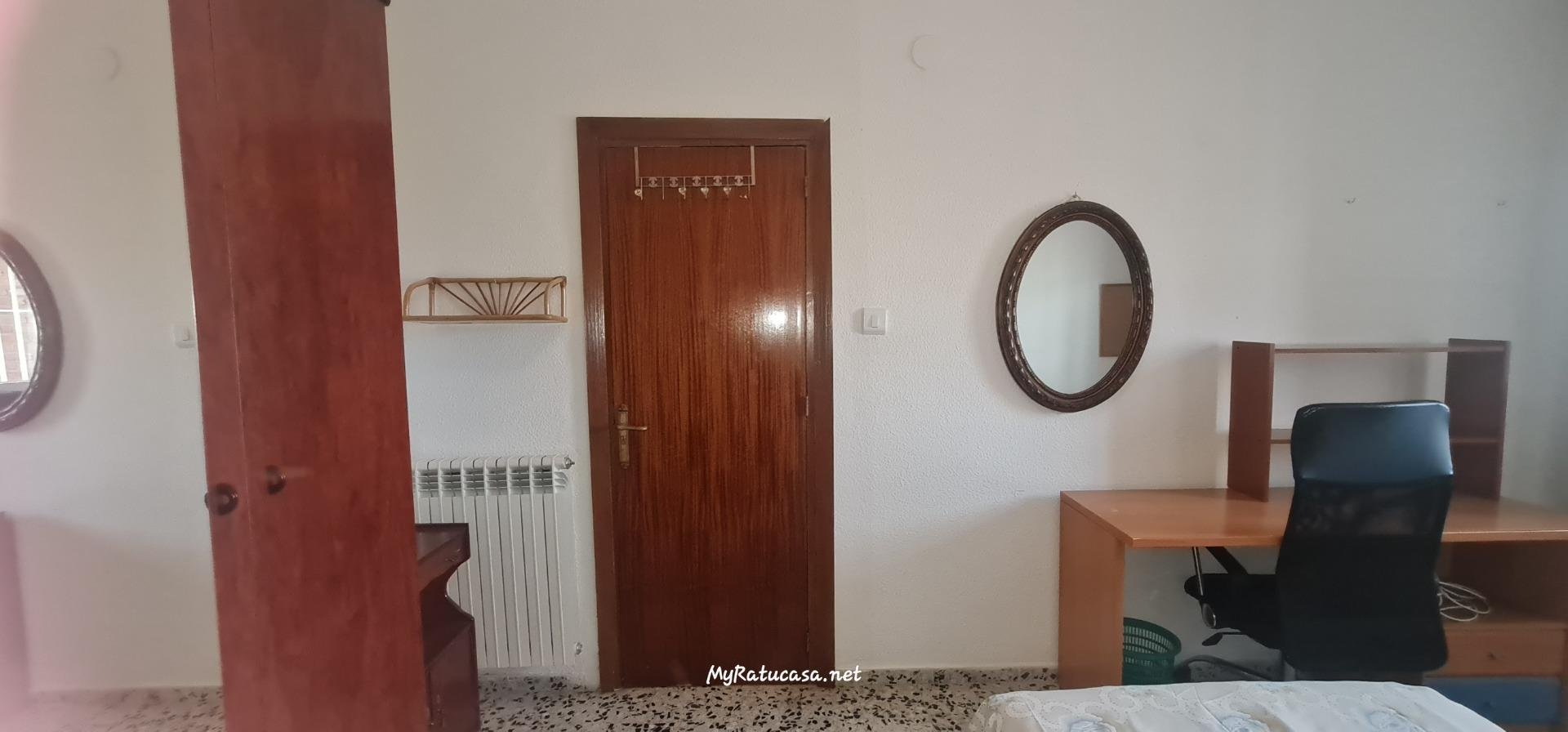Habitación 95 m², Granada
