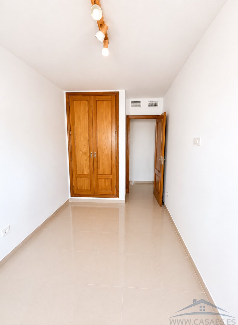 Piso de 143 m² en Roquetas de Mar