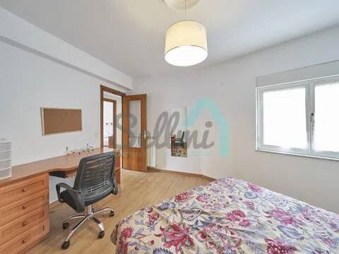 Piso de 82 m² en Oviedo