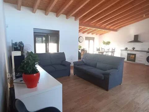 Casa de 281 m² en Luelmo