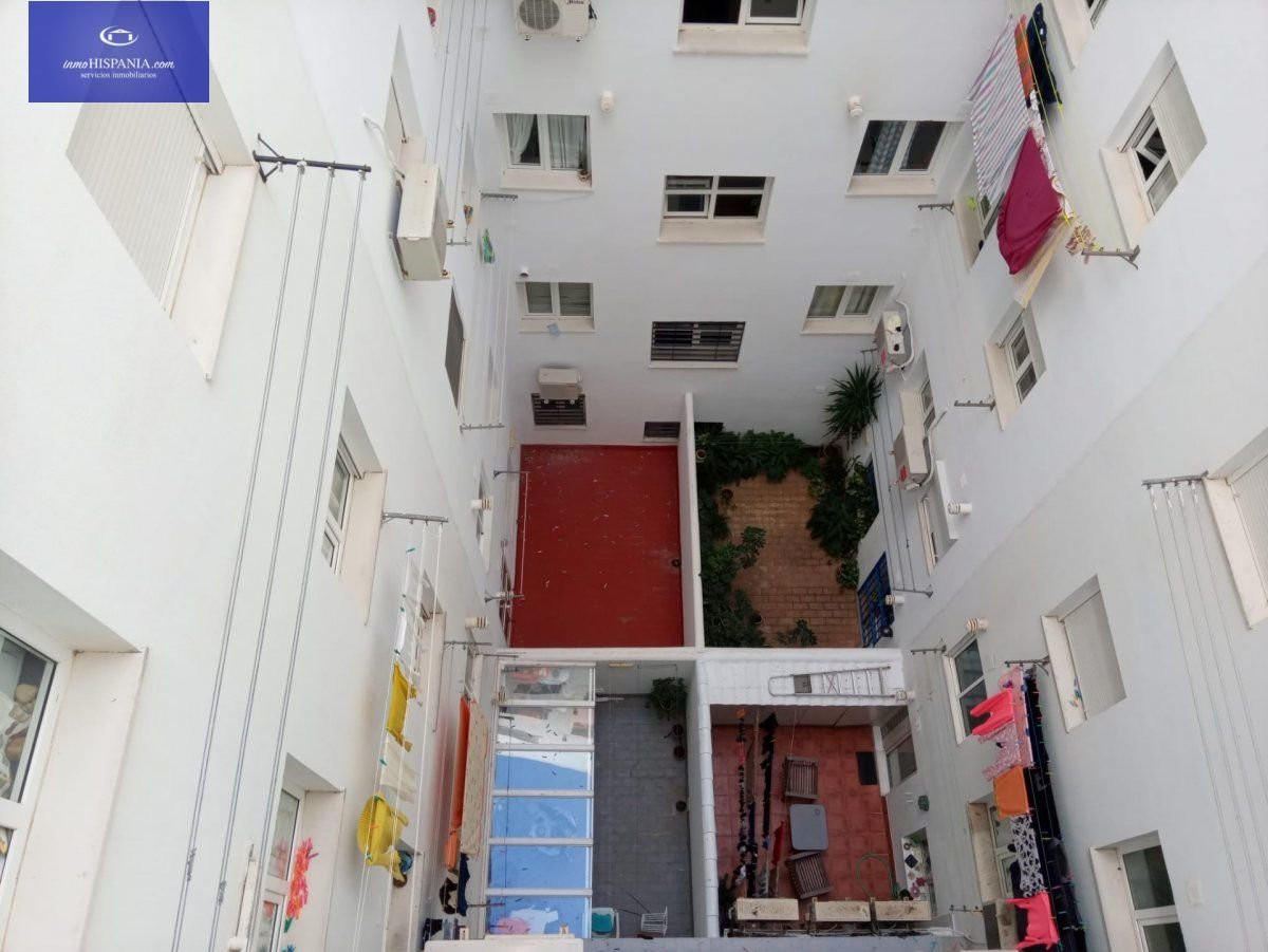 Piso de 86 m² en Cádiz