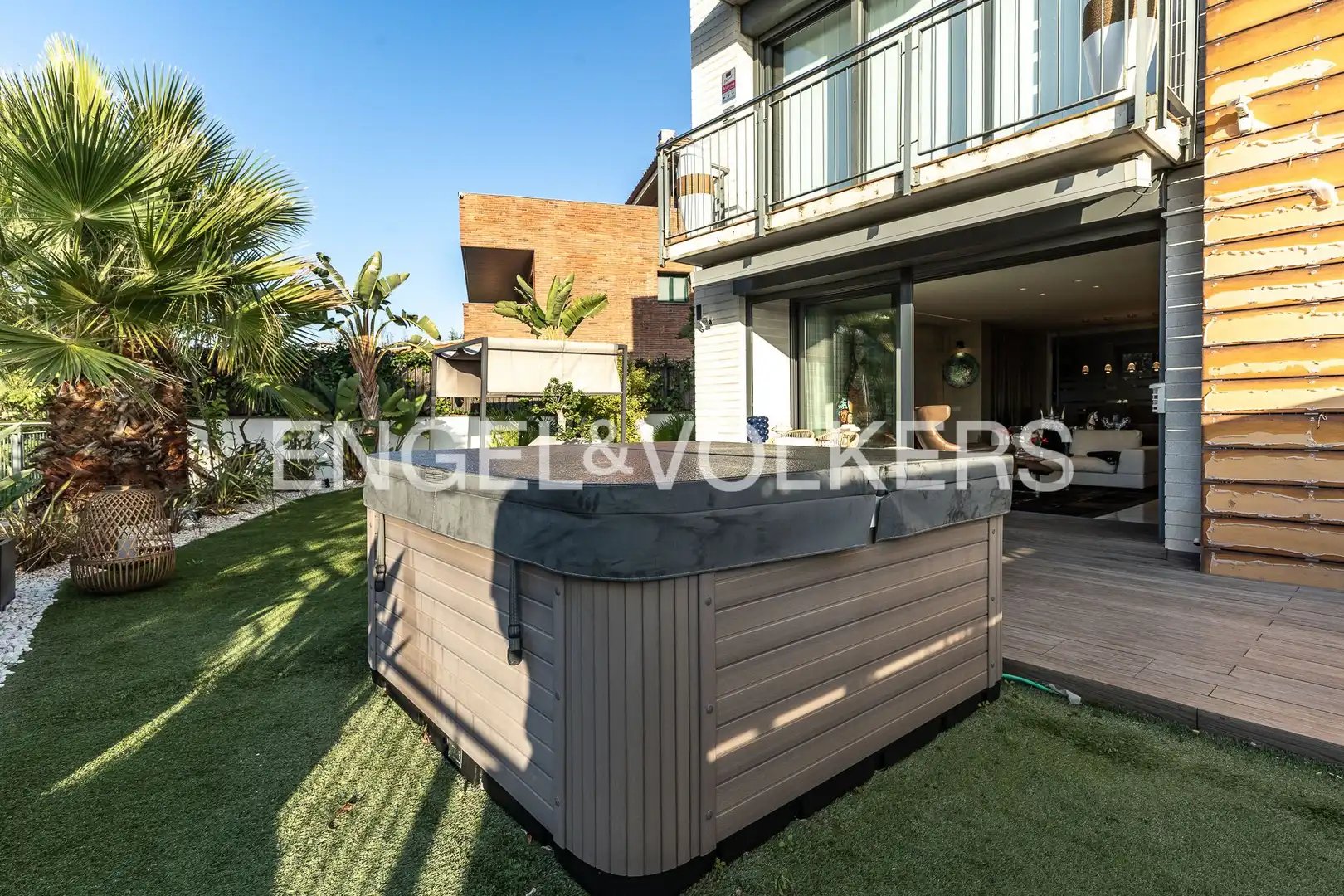 Casa de 305 m² a Tiana