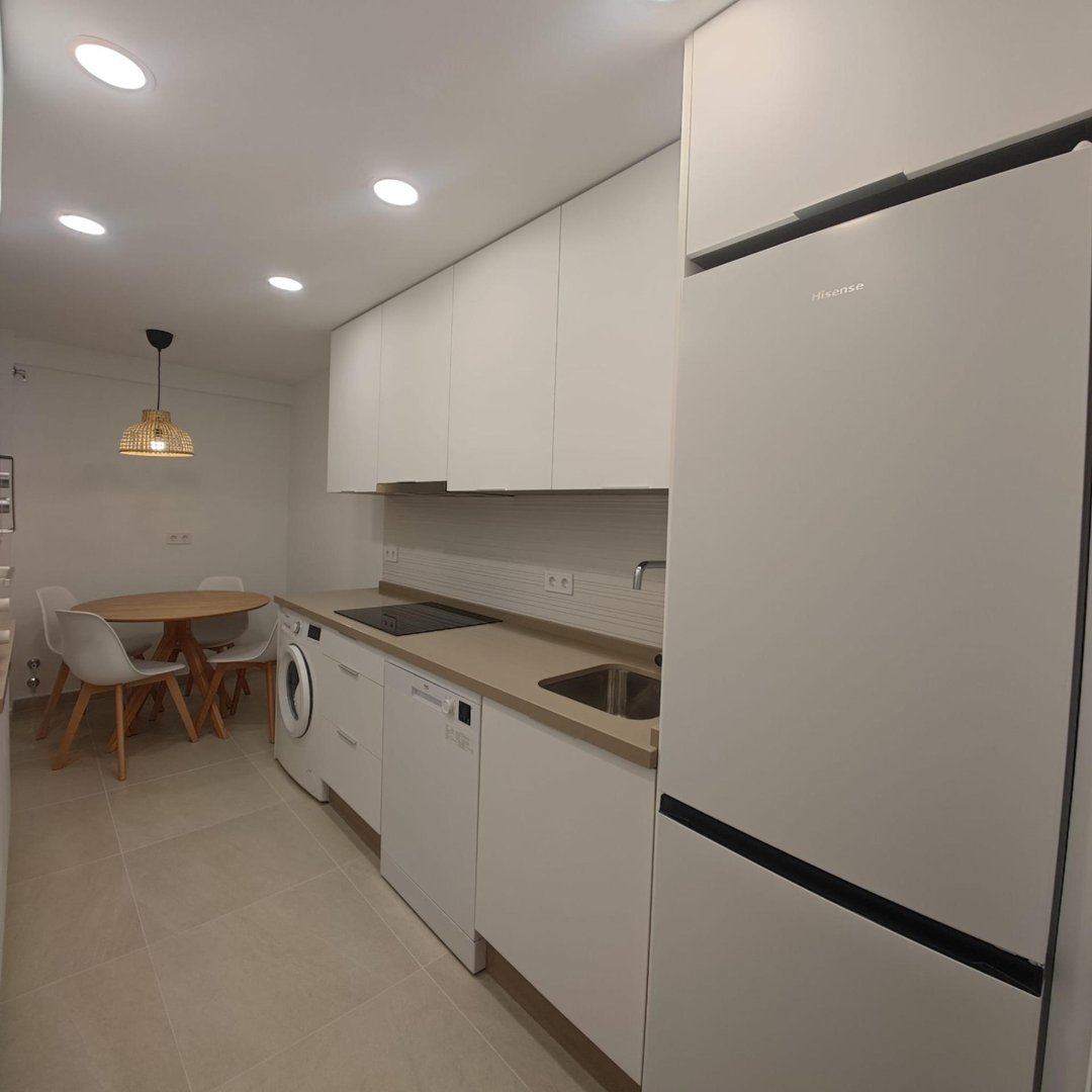 Chambre 77 m², Málaga