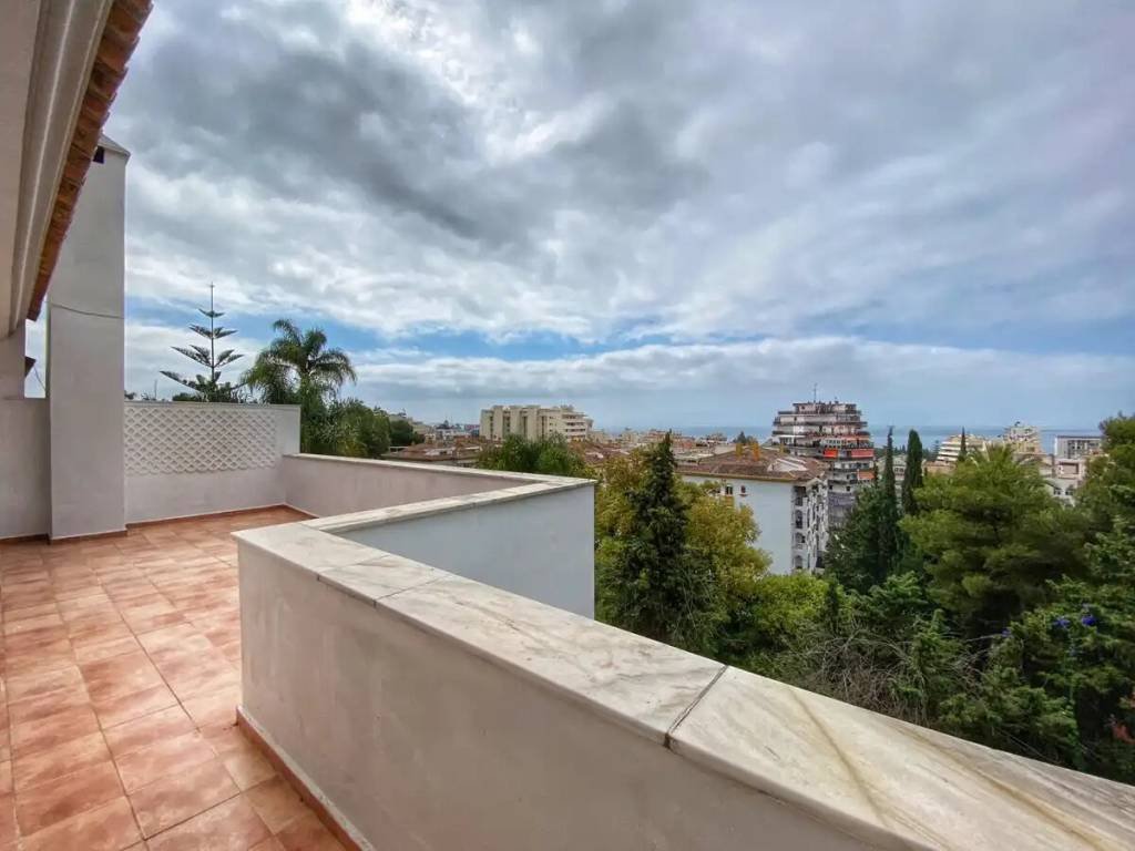 Casa de 320 m² en Marbella