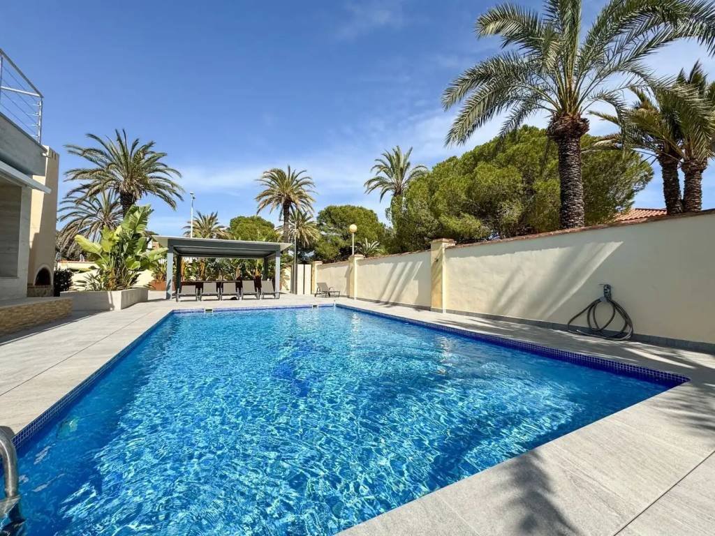 Casa de 180 m² en Orihuela