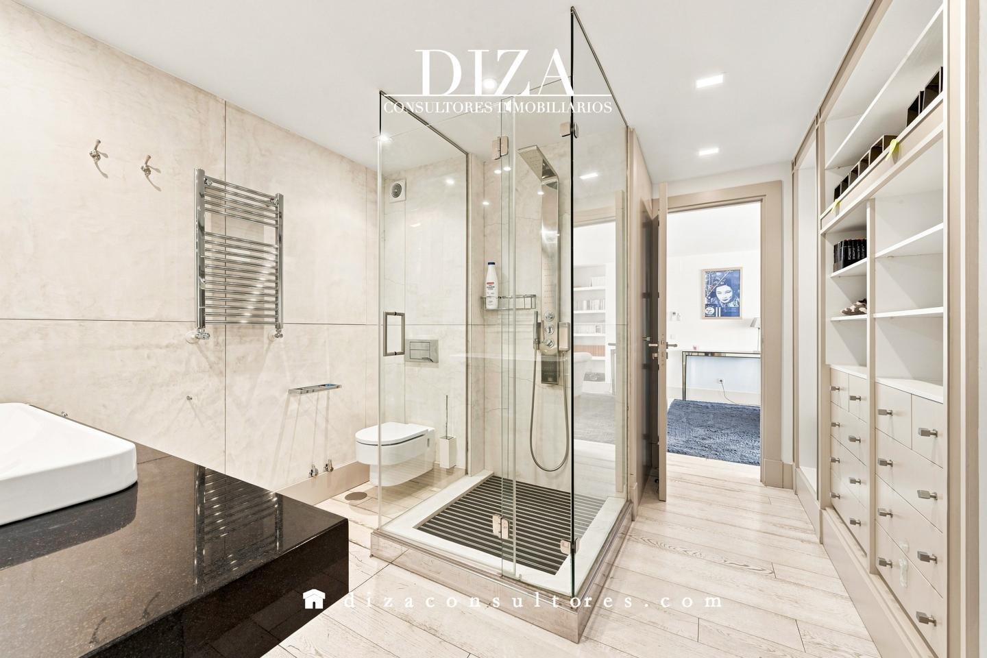 Wohnung 192 m² in Madrid