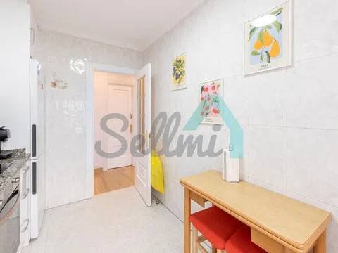 Piso de 93 m² en Oviedo