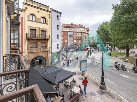 Pis de 82 m² a Oviedo