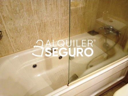 Piso de 85 m² en Oleiros