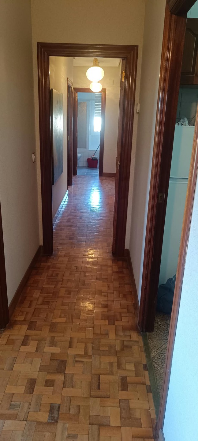 Piso de 100 m² en Falces