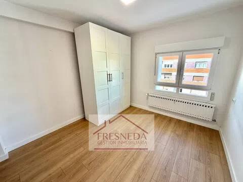 Piso de 87 m² en Oviedo