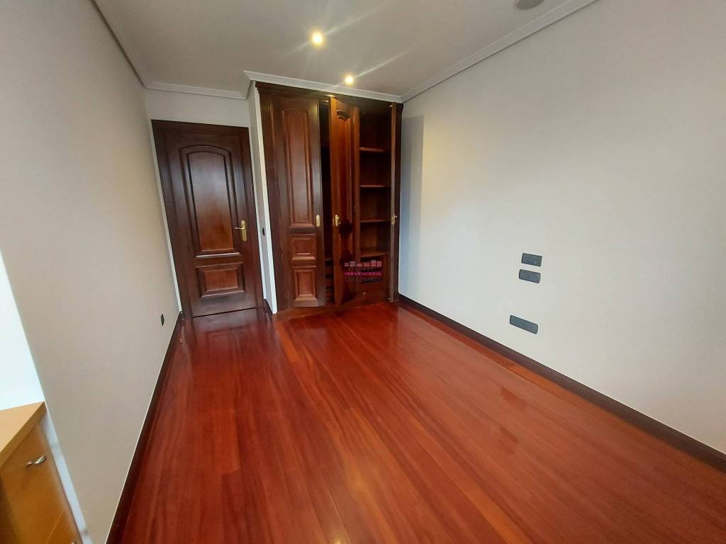 Piso de 86 m² en Vigo