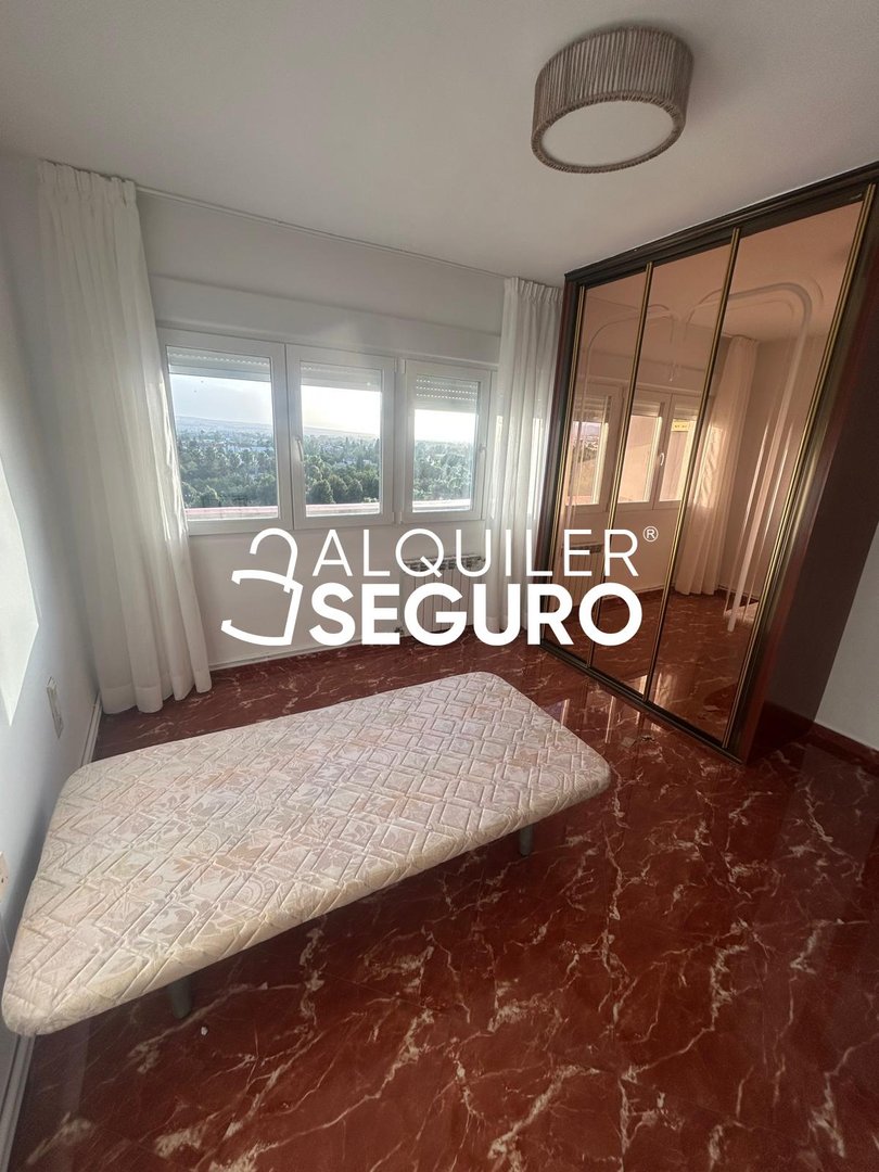 Piso de 101 m² en Granada