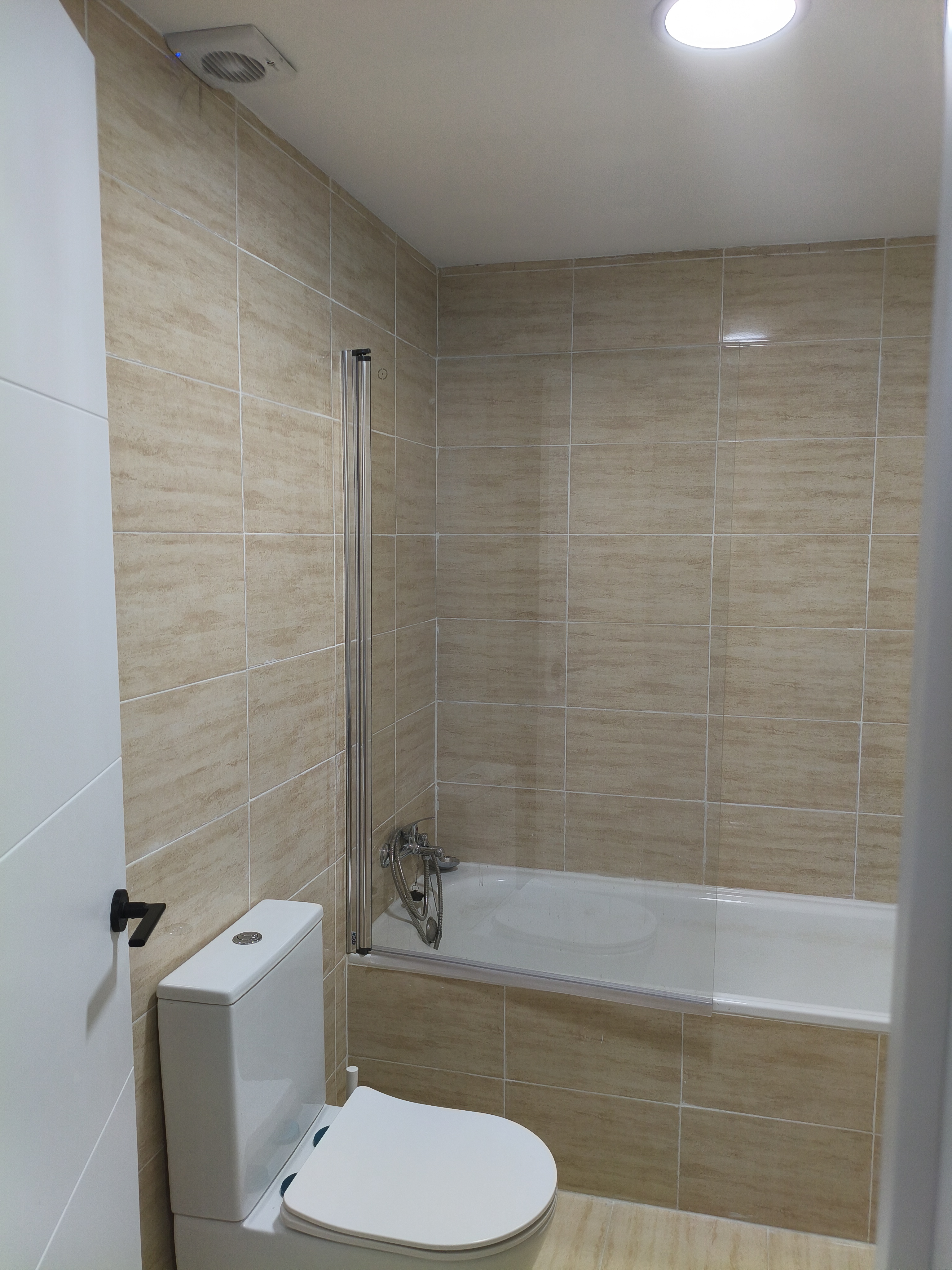 Habitación 90 m², Camarena