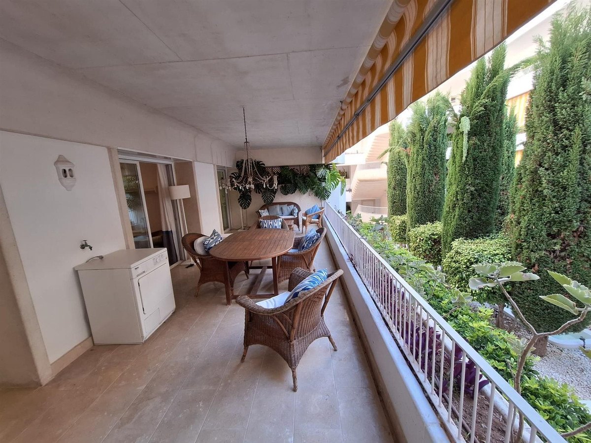 Flat 226 m² in Marbella