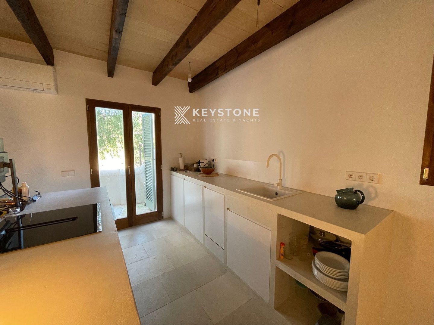 House 100 m² in Estellencs