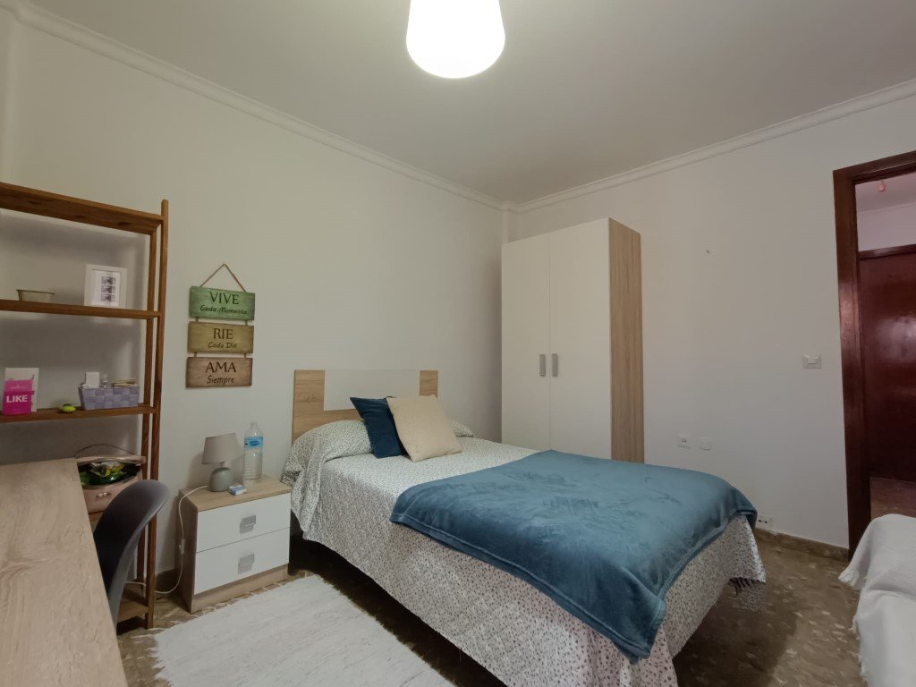 Habitación 75 m², Córdoba