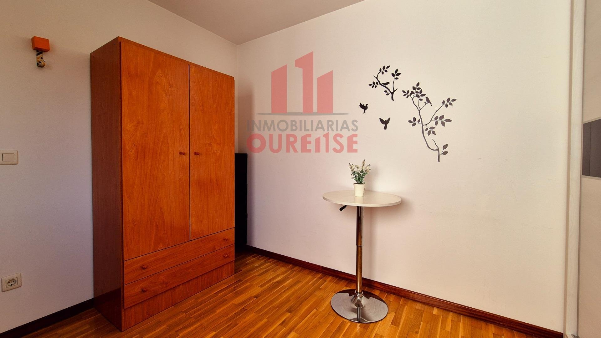 Piso de 93 m² en Ourense